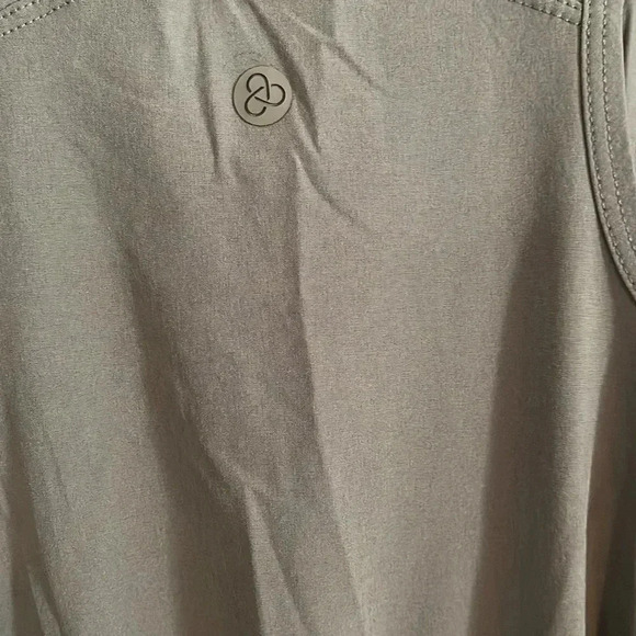 Zella green dress size XS with pockets! - Picture 4 of 6